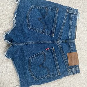 Levi’s denim jean rib cage shorts raw hem